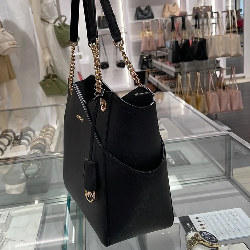 Michael Kors Jet Set Travel Large Chained Tote Shoulder Bag MK Black
NWT - Picture 3 of 16